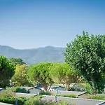 La 3*