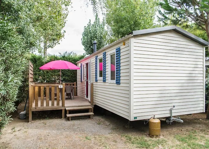 La Κάμπινγκ 3*