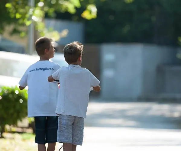 Κάμπινγκ La 3*